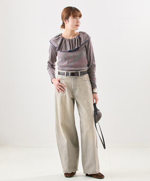 Uhr（ウーア）の「《一部WEB限定カラー》Miller*Uhr 別注 Frill Collar Tops カットソー（Tシャツ/カットソー・レディース・ブラウン/チャコールグレー/アイボリー・FREE）」の17枚目の写真