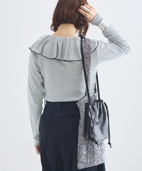 Uhr（ウーア）の「《一部WEB限定カラー》Miller*Uhr 別注 Frill Collar Tops カットソー（Tシャツ/カットソー・レディース・ブラウン/チャコールグレー/アイボリー・FREE）」の13枚目の写真