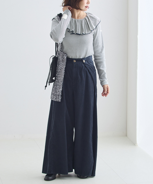 Uhr（ウーア）の「《一部WEB限定カラー》Miller*Uhr 別注 Frill Collar Tops カットソー（Tシャツ/カットソー・レディース・ブラウン/チャコールグレー/アイボリー・FREE）」の14枚目の写真