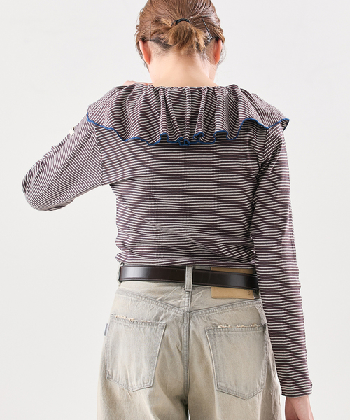 Uhr（ウーア）の「《一部WEB限定カラー》Miller*Uhr 別注 Frill Collar Tops カットソー（Tシャツ/カットソー・レディース・ブラウン/チャコールグレー/アイボリー・FREE）」の7枚目の写真