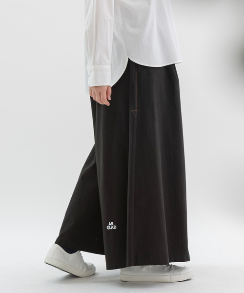 nop de nod(ノップドゥノッド)の「フレアーマキシパンツ(その他パンツ・レディース・インディゴブルー/ブラック/ダークブラウン/ライトベージュ・M)」の1枚目の写真