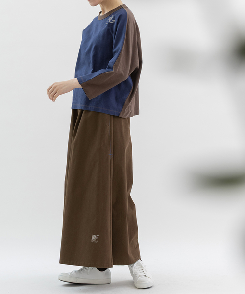 nop de nod(ノップドゥノッド)の「フレアーマキシパンツ(その他パンツ・レディース・インディゴブルー/ブラック/ダークブラウン/ライトベージュ・M)」の12枚目の写真