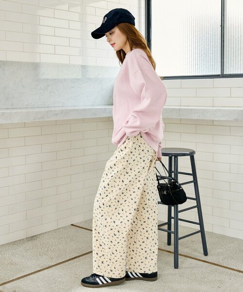 GAP(ギャップ)の「PUBLUX × GAP/ギャップ 別注 キャット グラフィック プリント 裏起毛 スウェット 限定展開(スウェット・メンズ・ブラウン/ネイビー/ピンク/ライトグレー・SMALL/MEDIUM/LARGE)」の13枚目の写真