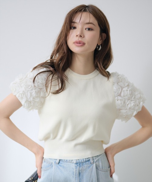 AND COUTURE（アンドクチュール）の「３Dフラワーレーススリーブプルオーバー（ニット/セーター・レディース・ホワイト/ブラック/ブラウン・FREE）」の14枚目の写真