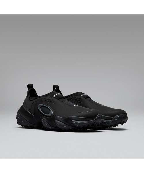 OAKLEY(オークリー)の「オークリー OAKLEY EDGE FLEX/スニーカー/ゴルフ/OAKLEY(スニーカー・メンズ・ブラック/ホワイト・10.5/11/8/8.5/10/9/9.5)」の1枚目の写真