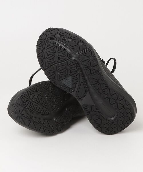 NIKE（ナイキ）の「【防水】NIKE/ナイキ Winflo 12 GORE-TEX（スニーカー・レディース・ブラック・23cm/23.5cm/24cm/24.5cm/25cm）」の2枚目の写真