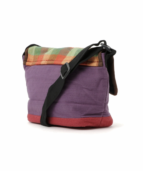 チャイハネ（チャイハネ）の「【チャイハネ】チェクルボディバッグ / ショルダーバッグ（ショルダーバッグ・レディース・ネイビー/パープル/オフホワイト・FREE）」の7枚目の写真