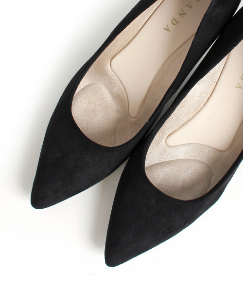 RANDA（ランダ）の「ストレスフリー/ポインテッドトゥプレーンパンプス（パンプス・レディース・ブラック/ベージュ/ネイビー/ブラウン/グレー/パイソン/ライトグレー/レッド/カーキ/ブラック系その他/オレンジ/グレー系その他/ピンク/イエロー/ピンクベージュ/ベージュ系その他/シルバー系その他/プラム/パープル・22/25/23.5/25.5/22.5/23/24/24.5/21/21.5）」の21枚目の写真