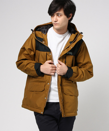 FTC（エフティーシー）の「WATERPROOF 3L MOUNTAIN JACKET（ナイロン