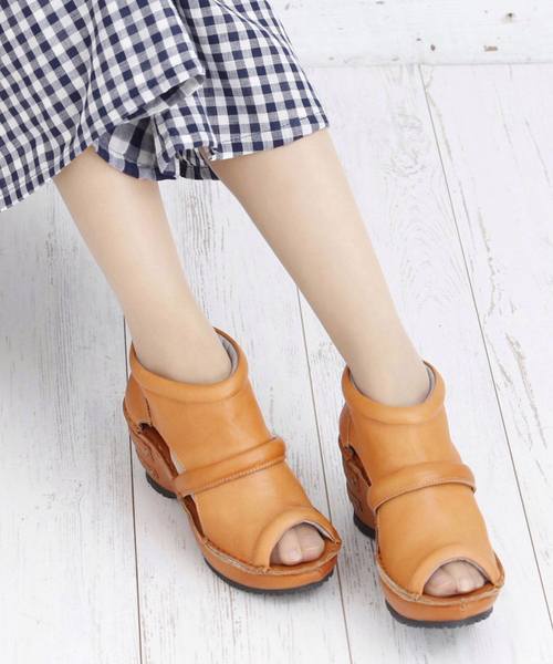 Hina Day Green（ヒナデイグリーン）の「レトロテイスト厚底ウェッジサンダル（サンダル・レディース・ネイビー/キャメル/ブラック/レッド系その他/ダークブラウン・M/L/S/LL/XL）」の5枚目の写真