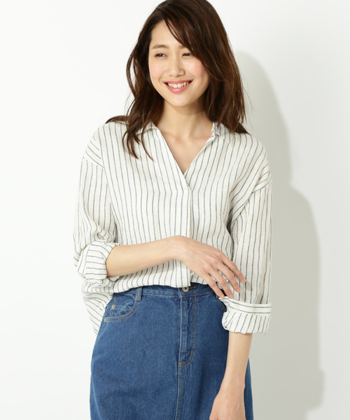 NATURAL BEAUTY BASIC（ナチュラルビューティーベーシック）の「フレンチリネン スキッパーブラウス（シャツ/ブラウス・レディース・ホワイト系その他/オフホワイト/ピンク/ブルー/カーキ・MEDIUM）」の2枚目の写真