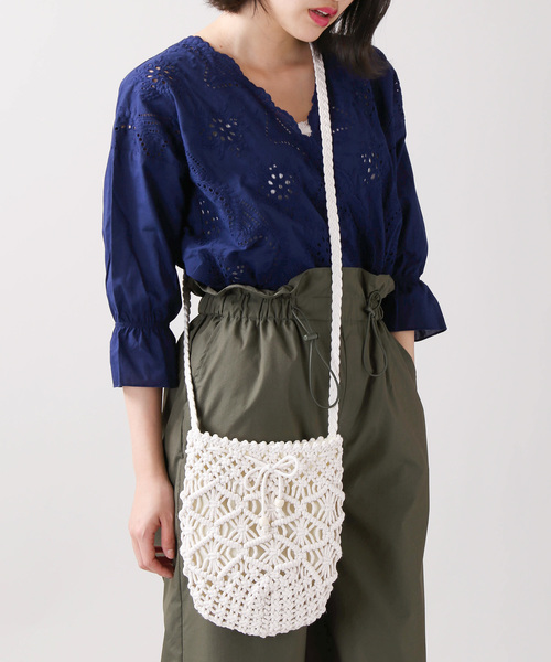 WEGO（ウィゴー）の「WEGO/コットン巾着ポシェット（ショルダーバッグ・レディース・レッド/ブラック/アイボリー・FREE）」の2枚目の写真