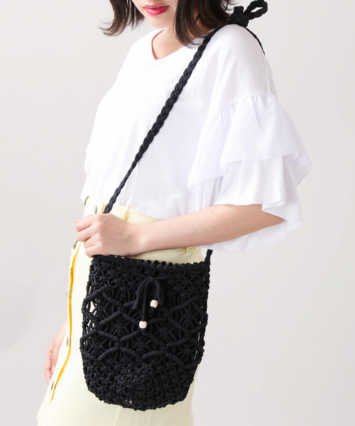 WEGO（ウィゴー）の「WEGO/コットン巾着ポシェット（ショルダーバッグ・レディース・レッド/ブラック/アイボリー・FREE）」の3枚目の写真