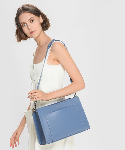 CHARLES & KEITH(チャールズ & キース)の「ラッフルハンドルバッグ / RUFFLE HANDLE BAG(ハンドバッグ・レディース・ピンク/ブルー/ブラック・L)」の7枚目の写真