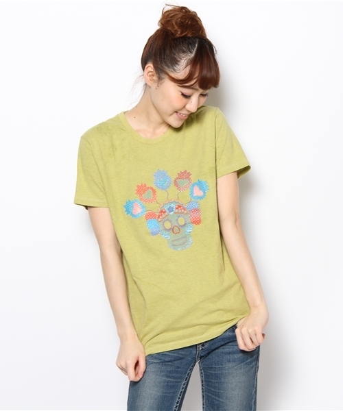 チチカカ(チチカカ)の「カラベラプリントTシャツ(Tシャツ/カットソー・レディース・ホワイト/ブルー/イエロー・LARGE/MEDIUM)」の3枚目の写真