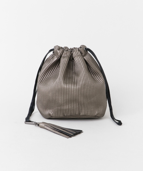 ITEMS URBANRESEARCH（アイテムズ アーバンリサーチ）の「フェイクレザー巾着BAG（ショルダーバッグ・レディース・ブラック/グレー/ゴールド・ONE）」の4枚目の写真