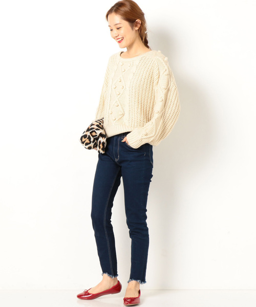 archives（アルシーヴ）の「ポンポン付きケーブル編み（ニット/セーター・レディース・ブラック/ベージュ/アイボリー・MEDIUM）」の16枚目の写真