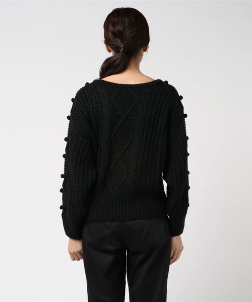 archives（アルシーヴ）の「ポンポン付きケーブル編み（ニット/セーター・レディース・ブラック/ベージュ/アイボリー・MEDIUM）」の8枚目の写真