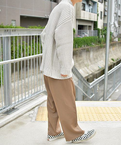 kutir(クティール)の「ハーフジップビッグニット(ニット/セーター・メンズ・ブラック/ベージュ/アイボリー・MEDIUM/LARGE/X-LARGE)」の6枚目の写真