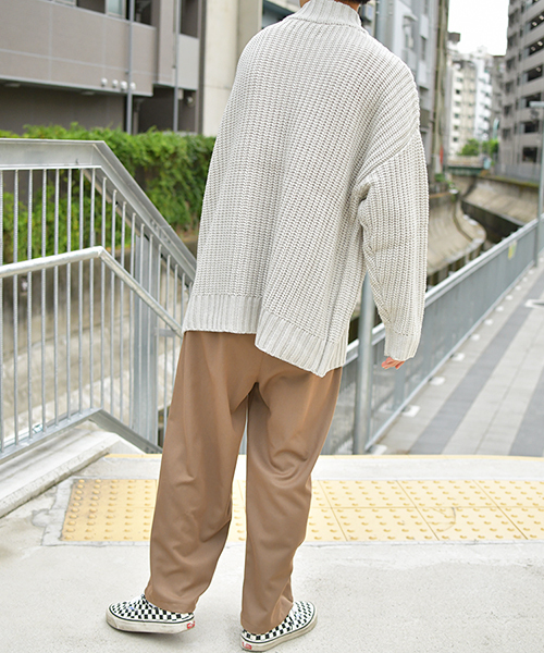 kutir(クティール)の「ハーフジップビッグニット(ニット/セーター・メンズ・ブラック/ベージュ/アイボリー・MEDIUM/LARGE/X-LARGE)」の9枚目の写真