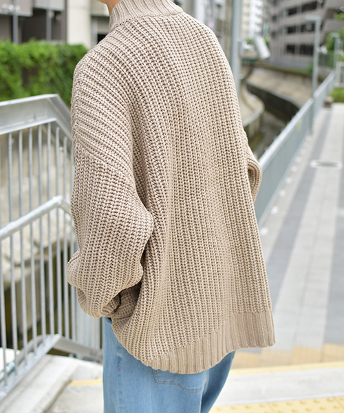 kutir(クティール)の「ハーフジップビッグニット(ニット/セーター・メンズ・ブラック/ベージュ/アイボリー・MEDIUM/LARGE/X-LARGE)」の8枚目の写真