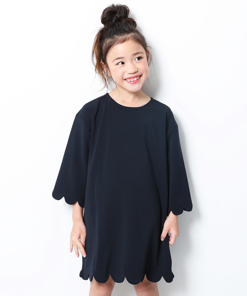 devirock（デビロック）の「ゆるっとシルエットスカラップ長袖ワンピース（ワンピース・キッズ・ネイビー/ブラック・130cm/140cm/150cm/160cm/100cm/110cm/120cm）」の2枚目の写真