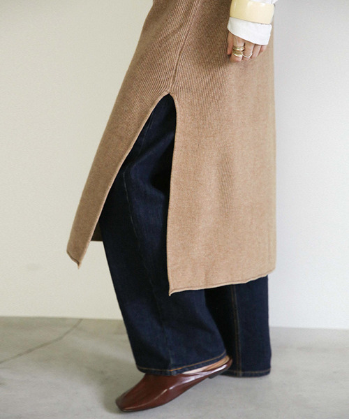 select MOCA（セレクトモカ）の「リブロングノースリーブニットワンピース/クルーネックサイドスリットニットワンピース（ワンピース・レディース・ブラック/ベージュ/ライトベージュ・FREE）」の20枚目の写真