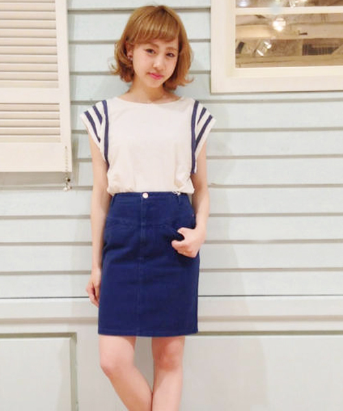 Kastane（カスタネ）の「【Kastane】断ち切りライン袖T（Tシャツ/カットソー・レディース・カーキ/ネイビー/オフホワイト・FREE）」の2枚目の写真