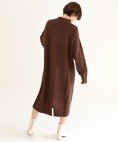 tiptop（ティップトップ）の「<pocket>【ZOZO限定アイテム】バックスリットハイネックワンピース（ワンピース・レディース・ブラック/ベージュ/ブラウン/アイボリー・FREE）」の13枚目の写真