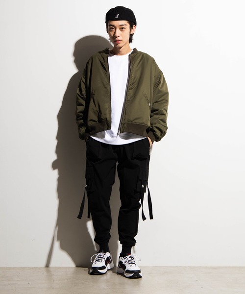 WEGO(ウィゴー)の「WEGO/フード付きMA-1(MA-1・メンズ・ブラック/カーキ/ベージュ・MEDIUM/LARGE)」の5枚目の写真