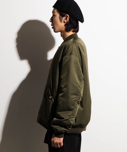 WEGO(ウィゴー)の「WEGO/フード付きMA-1(MA-1・メンズ・ブラック/カーキ/ベージュ・MEDIUM/LARGE)」の14枚目の写真