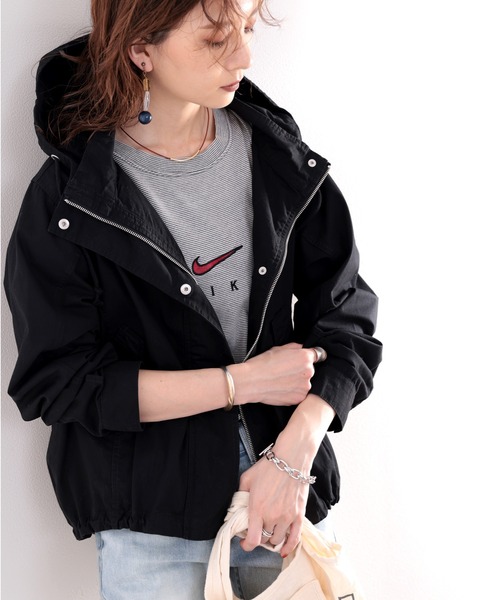 classicalelf（クラシカルエルフ）の「さらっと羽織れる。ラウンドヘムマウンテンパーカー（マウンテンパーカー・レディース・ブラック/カーキ/ライトベージュ/ナチュラル・MEDIUM/LARGE/X-LARGE/SMALL）」の19枚目の写真