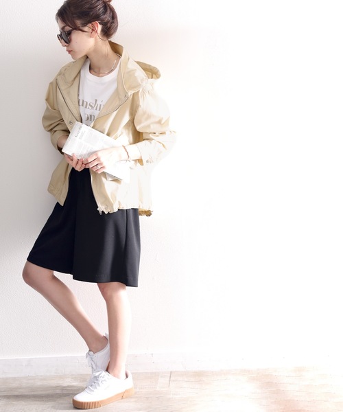 classicalelf（クラシカルエルフ）の「さらっと羽織れる。ラウンドヘムマウンテンパーカー（マウンテンパーカー・レディース・ブラック/カーキ/ライトベージュ/ナチュラル・MEDIUM/LARGE/X-LARGE/SMALL）」の12枚目の写真