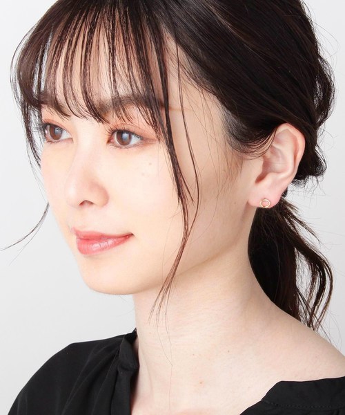 COCOSHNIK(ココシュニック)の「K18丸線オーバル スタッドピアス(ピアス(両耳用)・レディース・ホワイト系その他7・00)」の5枚目の写真
