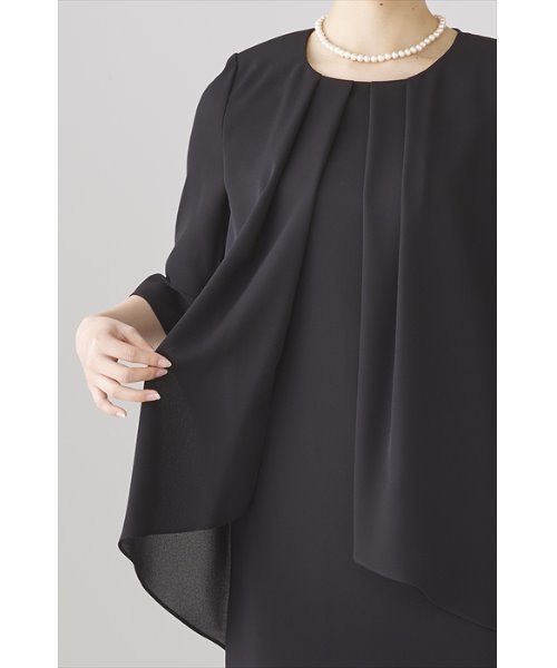 MONOIR(モノワール)の「濃染加工ゆったりサイズワンピース(夏OK)(ワンピース・レディース・ブラック・13号/17号/19号/15号/11号/9号)」の5枚目の写真