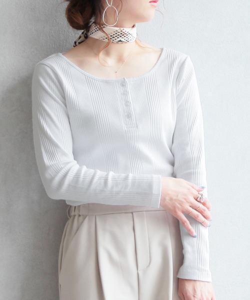 reca(レカ)の「ヘンリーネック リブカットソー(Tシャツ/カットソー・レディース・ブラック/オフホワイト/杢グレー・M/L)」の1枚目の写真