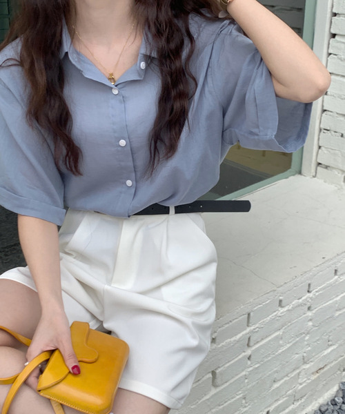 emi+（エミプラス）の「5分袖ルーズシャツ（シャツ/ブラウス・レディース・ライトブラウン/オレンジ/ブルー/ホワイト/ライトグリーン/ピンク/イエロー/ブラック/ベージュ・FREE）」の16枚目の写真