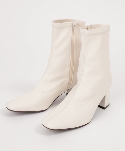 natural couture(ナチュラルクチュール)の「ストレッチミドルブーツ(ブーツ・レディース・ライトベージュ/アイボリー/ブラック/ブラウン・MEDIUM/LARGE)」の2枚目の写真