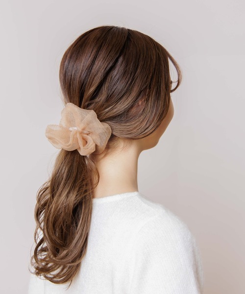 flower（フラワー）の「エアリーブルームシュシュ（シュシュ・レディース・アイボリー/ブラウン/カーキ/ダークブラウン・FREE）」の22枚目の写真