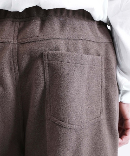 Lulu ＆ Arnie（るるあんどあーにー）の「センタープレスストレッチパンツ（その他パンツ・メンズ・ブラック/グレイッシュベージュ/ブラウン・MEDIUM/LARGE）」の4枚目の写真