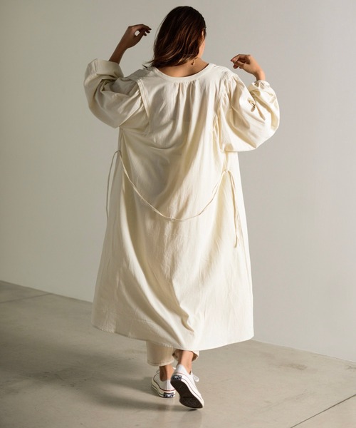 Auntie Rosa Holiday（アンティローザホリデー）の「前後2WAYパワショルシャツワンピース（ワンピース・レディース・ホワイト/ブラック/ブルー/イエロー・FREE）」の10枚目の写真