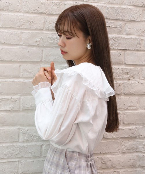 one after another NICE CLAUP(ワンアフターアナザーナイスクラップ)の「ビックカラーフリル衿ブラウス(シャツ/ブラウス・レディース・オフホワイト/ベージュ/チェック・FREE)」の21枚目の写真