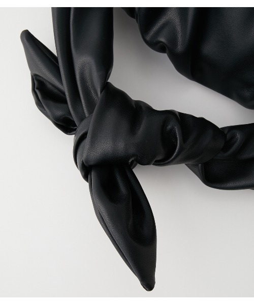 rienda（リエンダ）の「ハンドルリボンギャザーバッグ（ハンドバッグ・レディース・ブラック/アイボリー・FREE）」の14枚目の写真