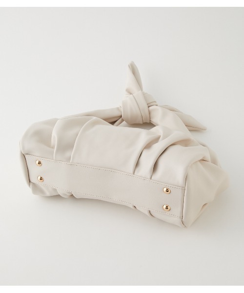 rienda（リエンダ）の「ハンドルリボンギャザーバッグ（ハンドバッグ・レディース・ブラック/アイボリー・FREE）」の13枚目の写真