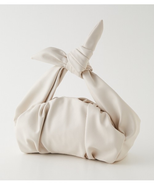 rienda（リエンダ）の「ハンドルリボンギャザーバッグ（ハンドバッグ・レディース・ブラック/アイボリー・FREE）」の18枚目の写真