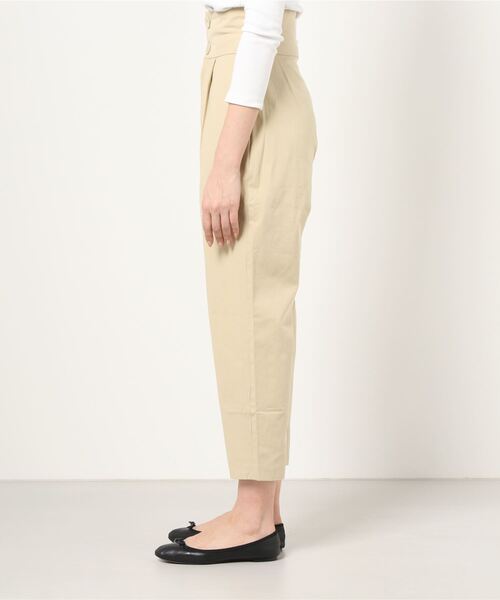 ACCL（エーシーシーエル）の「ビッグボタンハイウエストパンツ（その他パンツ・レディース・ベージュ/マスタード/ダークパープル・MEDIUM/SMALL）」の5枚目の写真