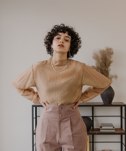 ACCL（エーシーシーエル）の「ビッグボタンハイウエストパンツ（その他パンツ・レディース・ベージュ/マスタード/ダークパープル・MEDIUM/SMALL）」の11枚目の写真