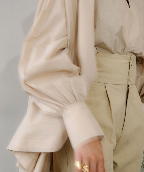 ACCL（エーシーシーエル）の「ビッグボタンハイウエストパンツ（その他パンツ・レディース・ベージュ/マスタード/ダークパープル・MEDIUM/SMALL）」の15枚目の写真