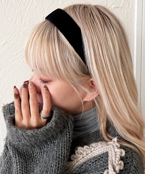 kutir（クティール）の「kutirlune／ベロアカチューシャ（カチューシャ・レディース・ブラック/ダークブラウン/ベージュ/ボルドー・FREE）」の14枚目の写真