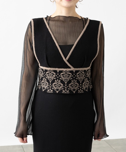 COLONY 2139(コロニートゥーワンスリーナイン)の「麻タッチダマスク柄ニットビスチェ(セットアップ可)(ニット/セーター・レディース・ベージュ/ブラック・FREE)」の19枚目の写真